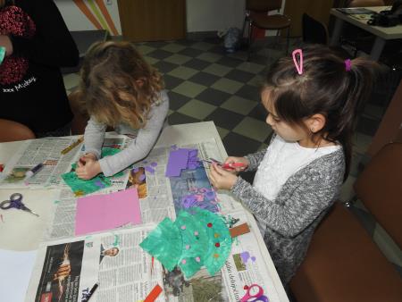 Ustvarjalna delavnica v Knjižnici in čitalnici Razkrižje 6